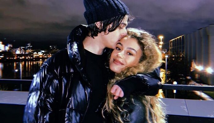 Моя звезда: Alekseev больше не скрывает чувств к солистке 