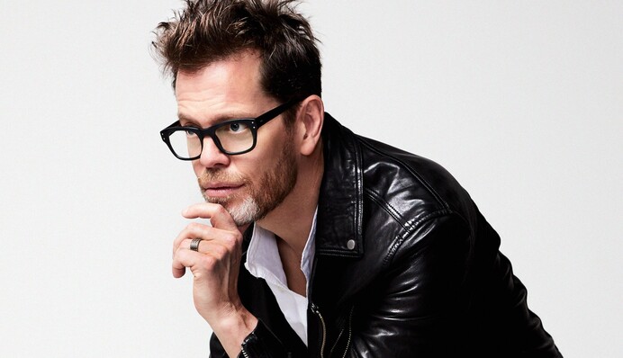 В Киеве выступит Донни МакКаслин: саксофонист, который сотрудничал с Дэвидом Боуи