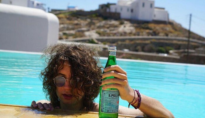 Син Міка Джаггера заспівав, і фани рок-легенди остовпіли - попси з Росії від хлопця точно не чекали