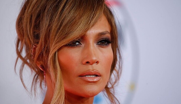 Запанікувала, але відмовила: Дженніфер Лопес розповіла про домагання режисера