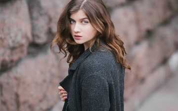 Спустили по сходах: автор хіта 