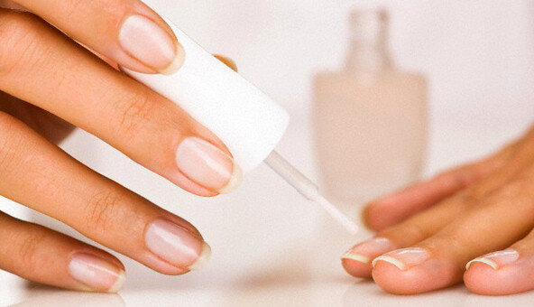 Как отрастить крепкие ногти: 5 советов специалиста по уходу за руками