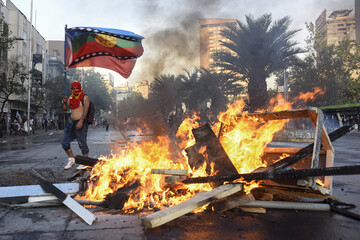 Хвиля Майданів: до чого ведуть протести в Латинській Америці та причому тут Україна