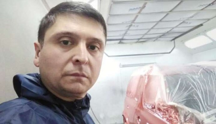 У Росії знімуть комедію про Україну з двійником Зеленського з місцевого автосервісу