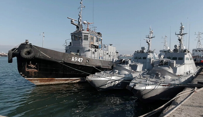 Год спустя: какие секреты хранятся на возвращенных Украине кораблях