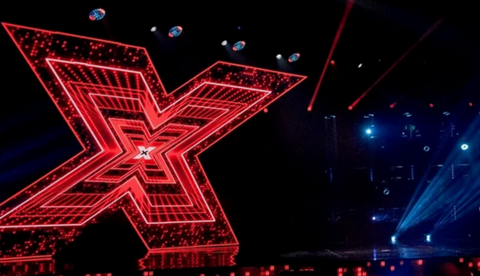 Х-фактор 10: как прошел первый прямой эфир и кто покинул шоу