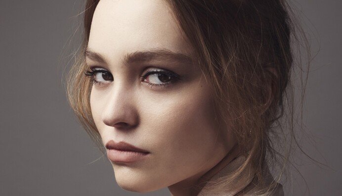 Дочка Джонні Деппа розповіла про виховання в сім'ї знаменитих батьків