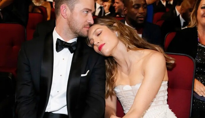 Джастин Тимберлейк извинился перед женой за пьяную 