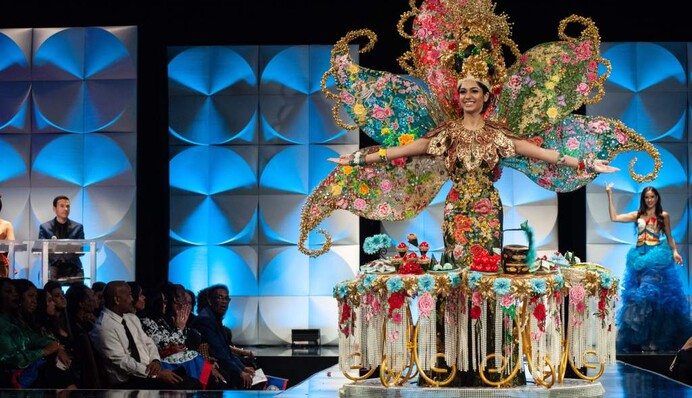 Хто переміг в конкурсі національних костюмів на Міс Всесвіт 2019: фото кращих нарядів