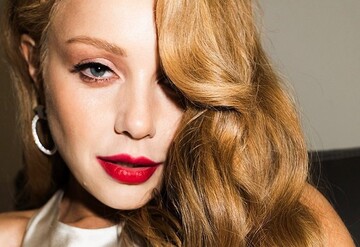 Нічого собі: Тіна Кароль викликала фурор в мережі знімком в бюстгальтері