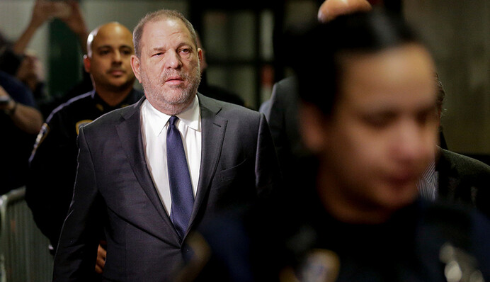 Более 30 женщин согласились отказаться от исков против Харви Вайнштейна: названа сумма сделки