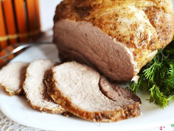 Запікаємо до свят соковиту буженину - рецепт і поради приготування