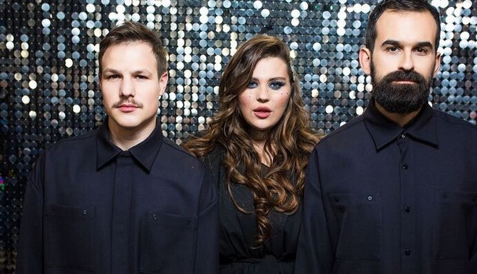 Гурт KAZKA випустив ще один трек з нового альбому, і він знову про колишнє кохання