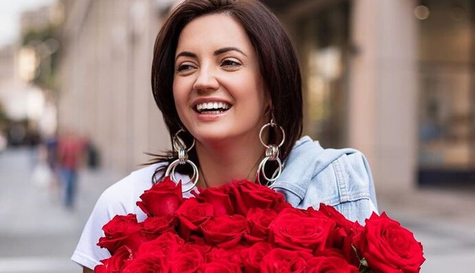 Оля Цибульская в день своего 34-летия показала архивный снимок из детства