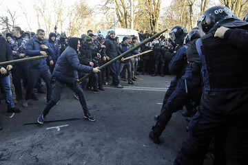 Бійня за землю: хто переможе в парламентській битві за українські чорноземи