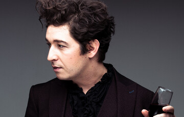 Pianoбой вирішив потіснити новорічні хіти та кліпи новою зворушливою піснею: відео