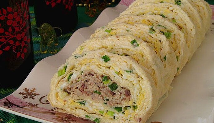 Салат-рулет 