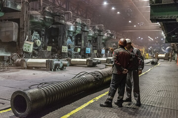 Українська промисловість летить у прірву: хто винен і що робити