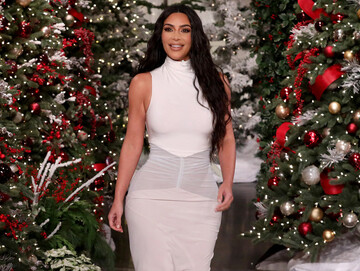 Кім Кардашьян показала подарунки для дітей і фанам стало сумно: фото