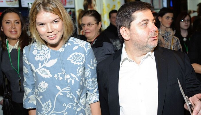 Сестра Веры Брежневой вернула себе девичью фамилию - за это Александру Цекало пришлось заплатить