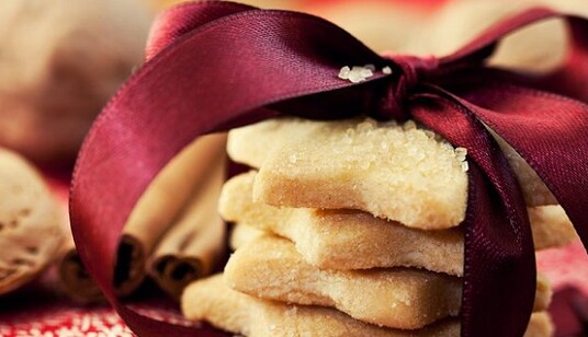 5 скромных, но приятных подарков на Рождество - чем бюджетно порадовать близких