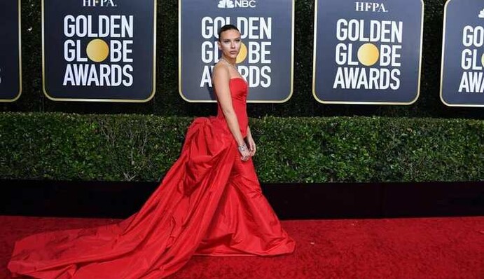 Золотой глобус-2020: лучшие наряды звезд с красной дорожки кинопремии