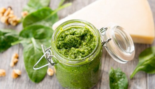 Готовим соус песто с базиликом и грецкими орехами: рецепт и советы приготовления