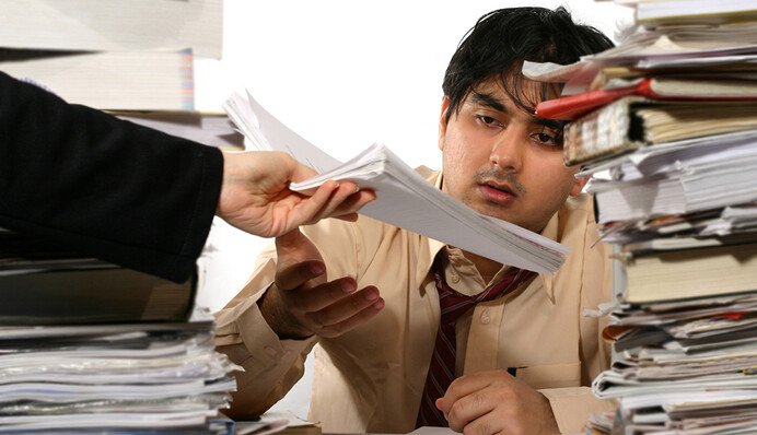 Трудовое рабство и новые миллионы заробитчан: как в Украине меняют условия о работе