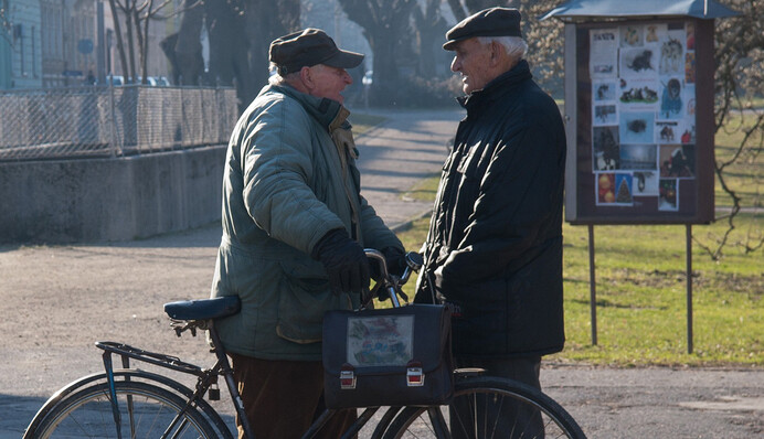 Пенсионный возраст: почему инициативы власти могут вывести людей на улицы