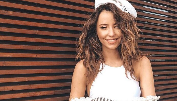 Надя Дорофєєва показала, як засмагає топлес - Потап не втратив можливості потролити співачку