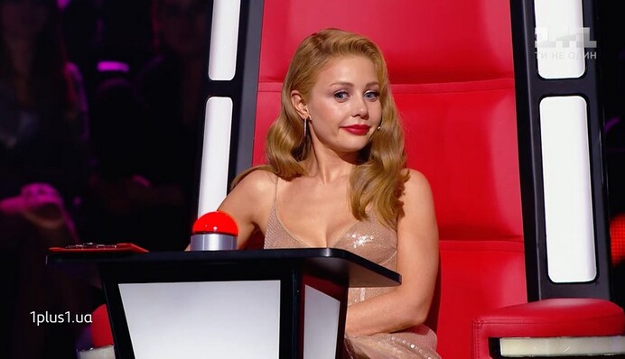 Тина Кароль на шоу Голос країни-10 поставила на место эпатажную солистку 