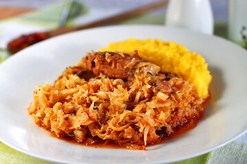 Тушкуємо капусту без м'яса: покроковий рецепт сезонної закуски