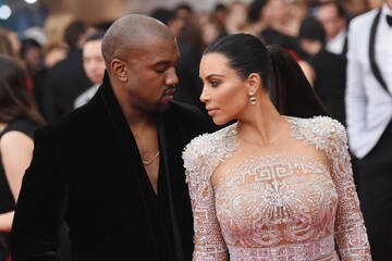 На Кім Кардаш’ян подали до суду за публікацію її фото з чоловіком Каньє Вестом