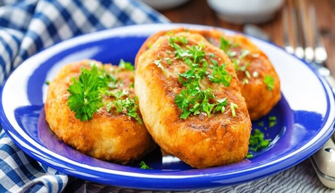 Готуємо зрази по-польськи з шинкою і грибами: покроковий рецепт і поради