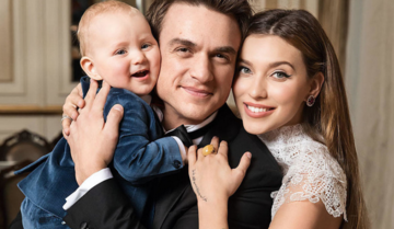 Регіна Тодоренко показала миле фото з чоловіком та однорічним сином: фани сперечаються, на кого схожий малюк