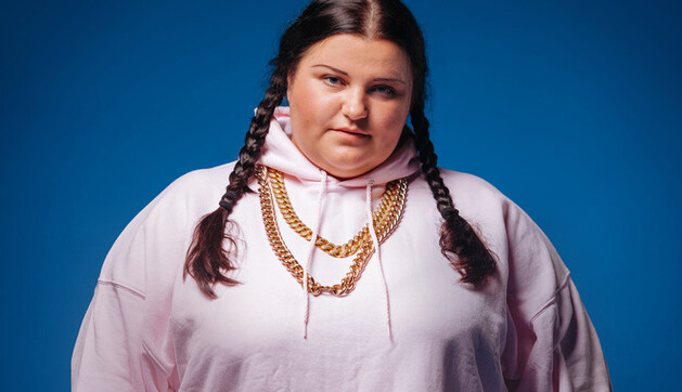 alyona alyona выпустила новий кліп у стилі легендарної GTA Vice City (відео)