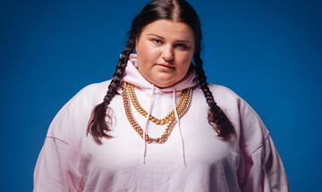 alyona alyona выпустила новий кліп у стилі легендарної GTA Vice City (відео)