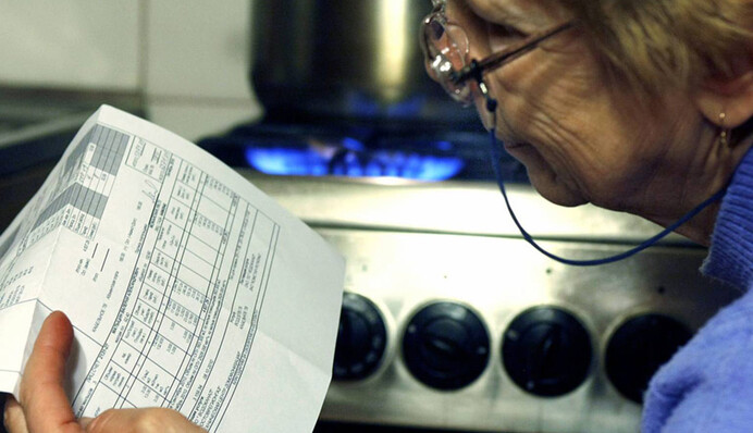 Уже жгут платежки: что происходит с оплатой за газ в Украине