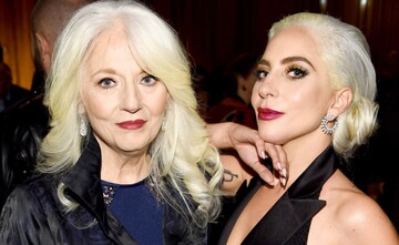Мати Леді Гаги розповіла про шкільне цькування і депресію її дочки