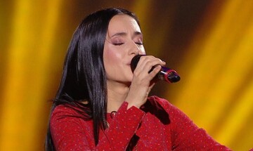 Дружина колись популярного українського репера розплакалася на шоу Голос країни-10 (відео)