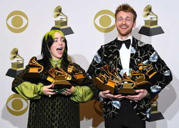 У пісні Біллі Айлиш ховається найстрашніший звук на світі - і все це витівки її брата