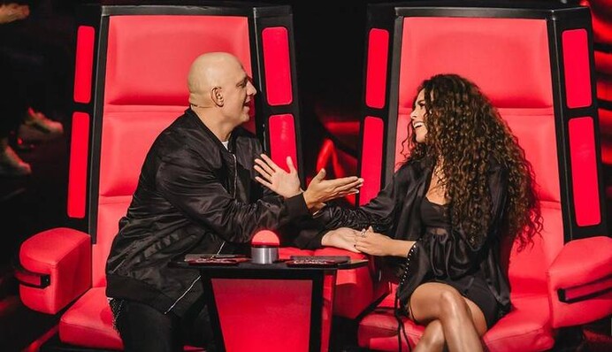 Как прошел 4 выпуск шоу Голос країни-10 и кому удалось развернуть все судейские кресла