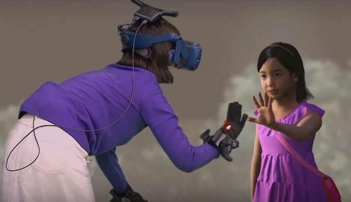 Кореянка потеряла маленькую дочь, но уже вскоре смогла ее обнять - и все благодаря технологиям