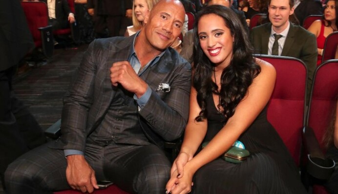 Дочь Дуэйна Джонсона пошла по стопам отца и стала рестлером: как выглядит спортсменка