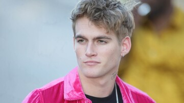 Син Сінді Кроуфорд зробив тату на обличчі, і соцмережі його не пощадили: фото