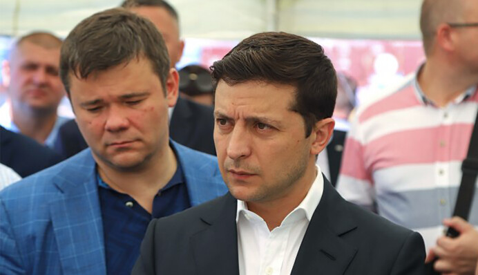 Сбить Богдана: почему Зеленский "отрезал" себе "правую руку"