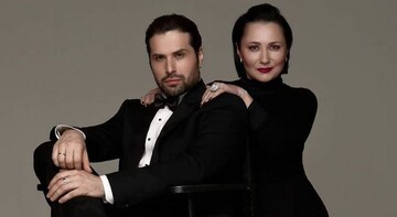 Дружина Девіда Аксельрода вирішила влаштувати йому сюрприз і обстригла волосся (фото)