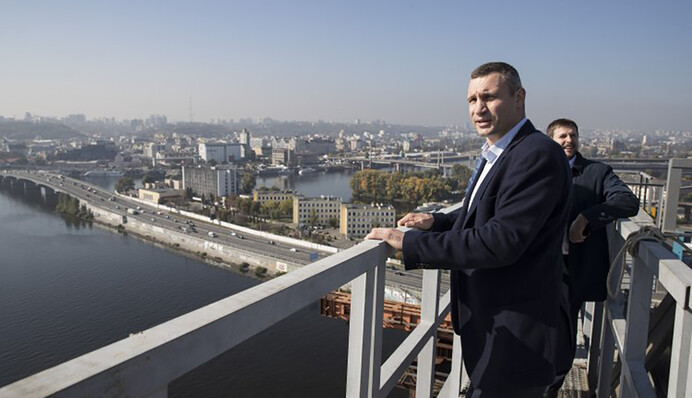 Боксер в третій раз: як Кличко знову бере Київ