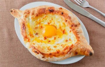 Готовим дома хачапурі по-аджарськи - покроковий рецепт і поради грузинської кухні