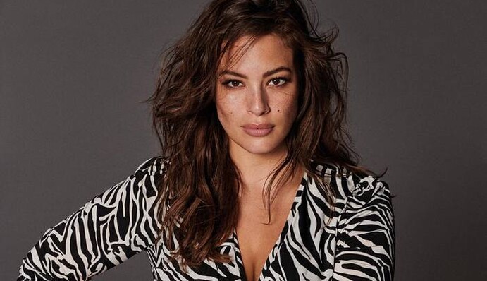 Модель Эшли Грэм показала честные последствия родов - и они далеки от эффектных фото в купальнике